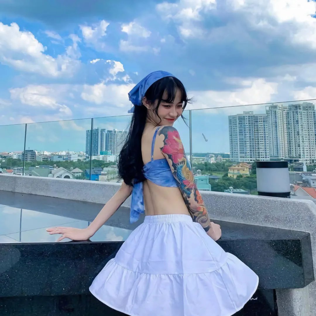 泳队惊魂